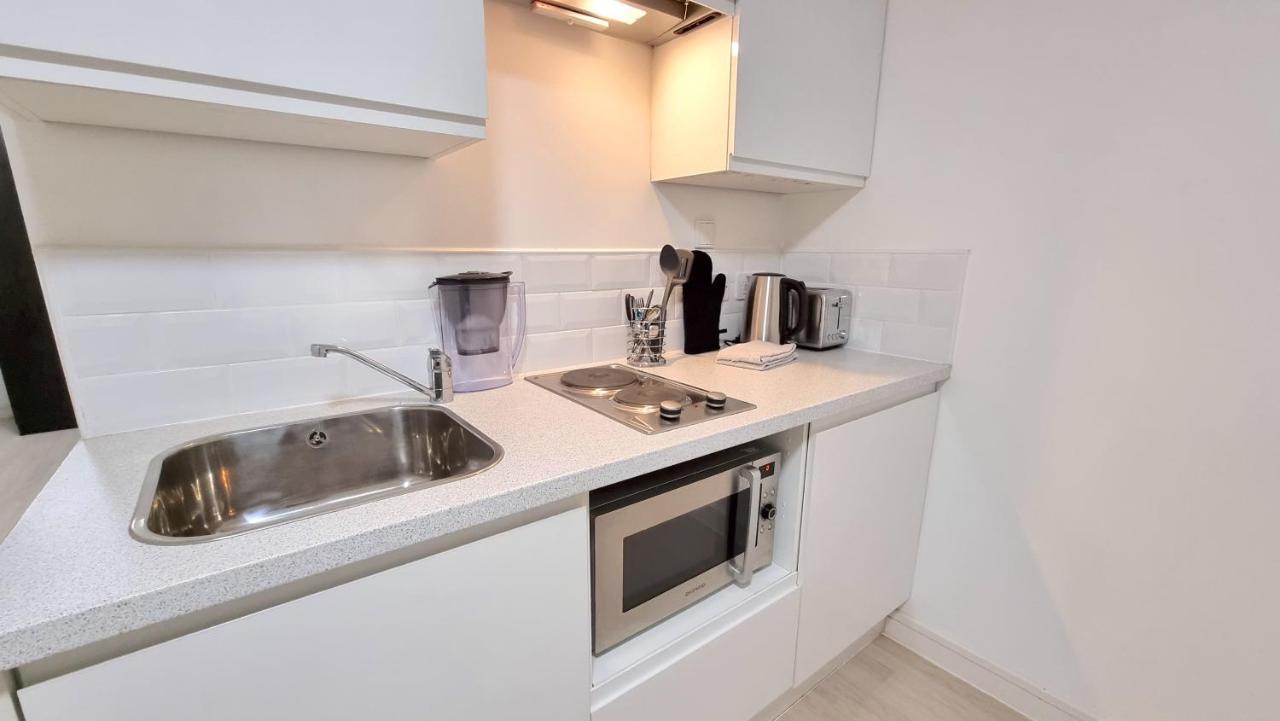 Spacious City Studio / Wifi / Parking Liverpool Exterior photo