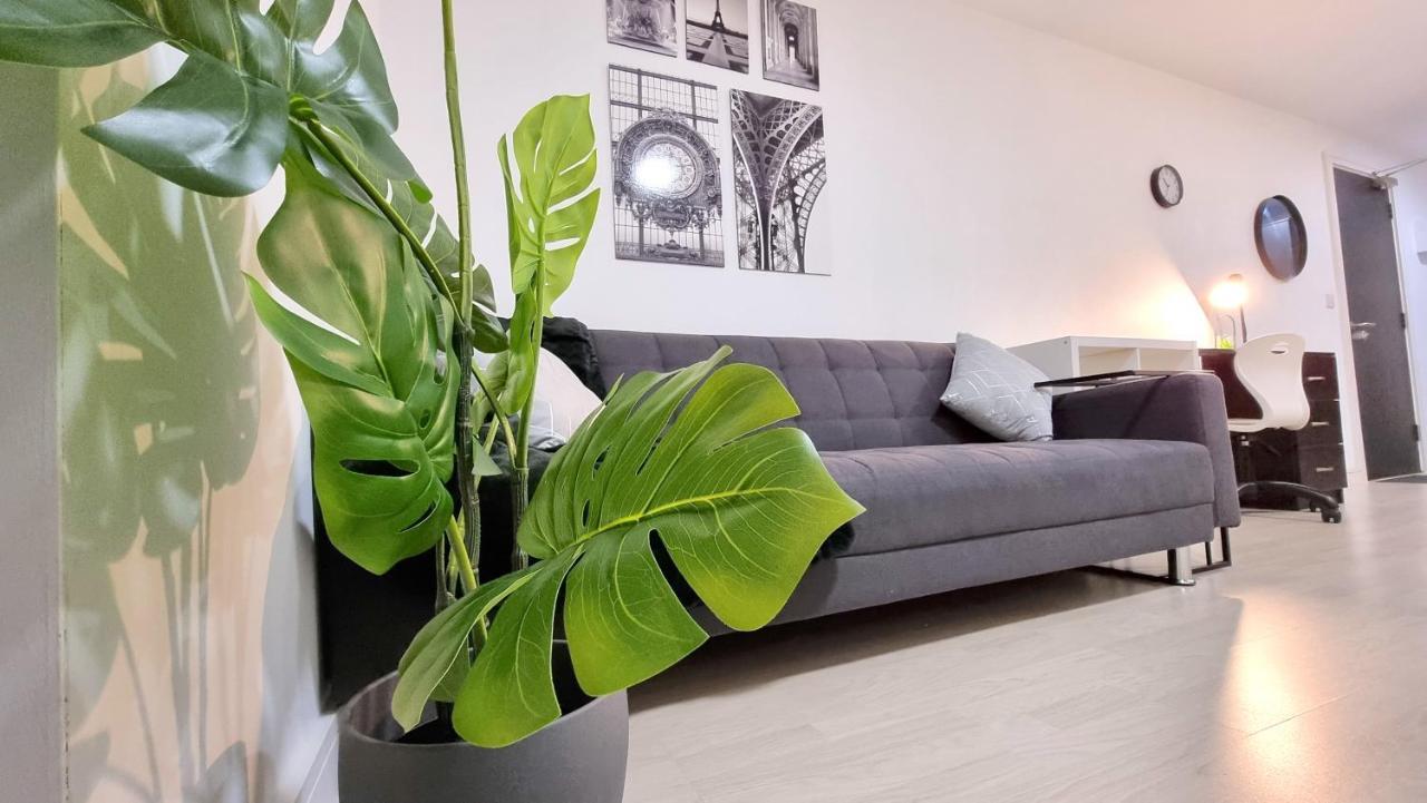 Spacious City Studio / Wifi / Parking Liverpool Exterior photo