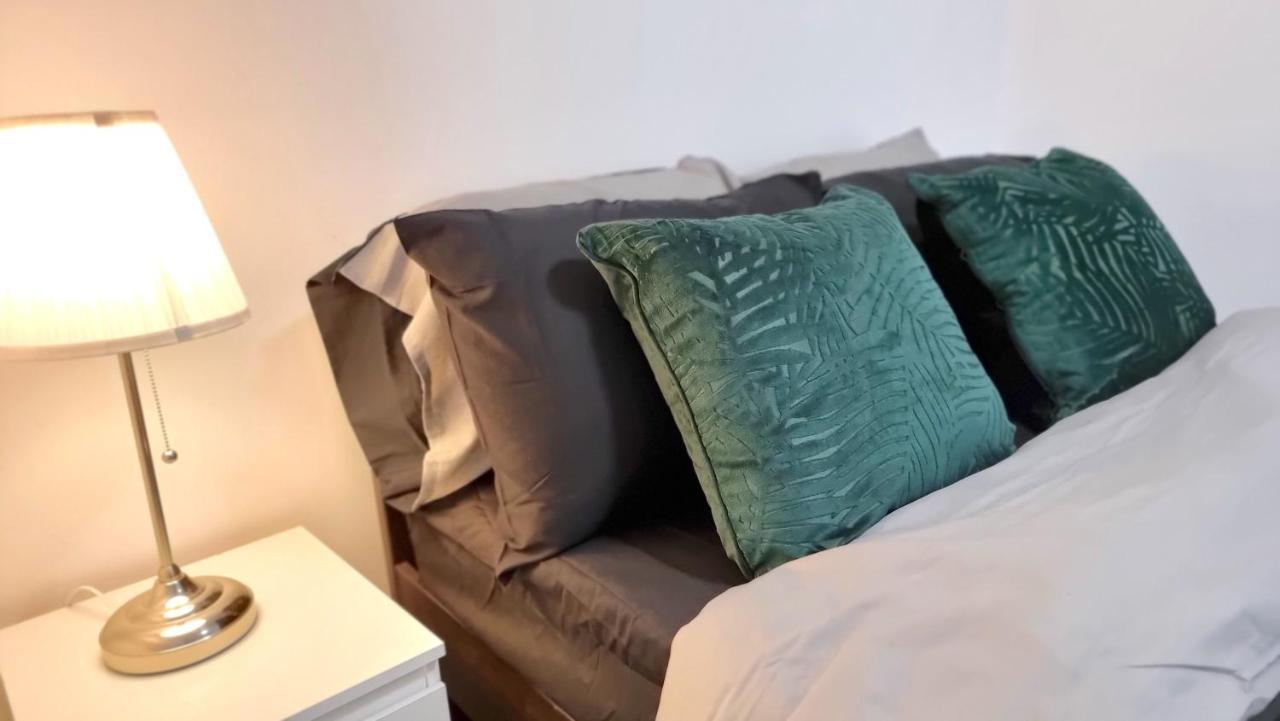 Spacious City Studio / Wifi / Parking Liverpool Exterior photo